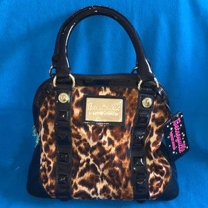 Betseyville bold leopard satchel VGUC